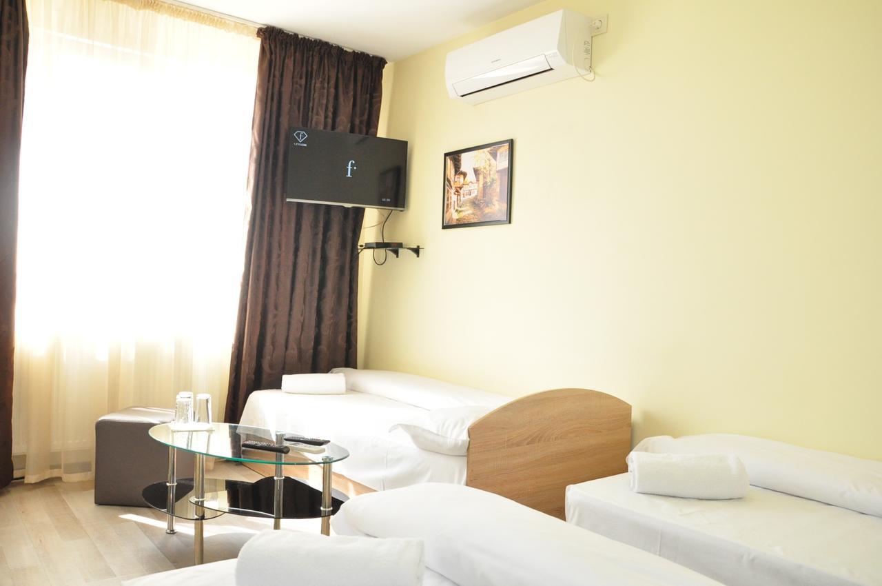 Guest Rooms Simona Opanets ภายนอก รูปภาพ