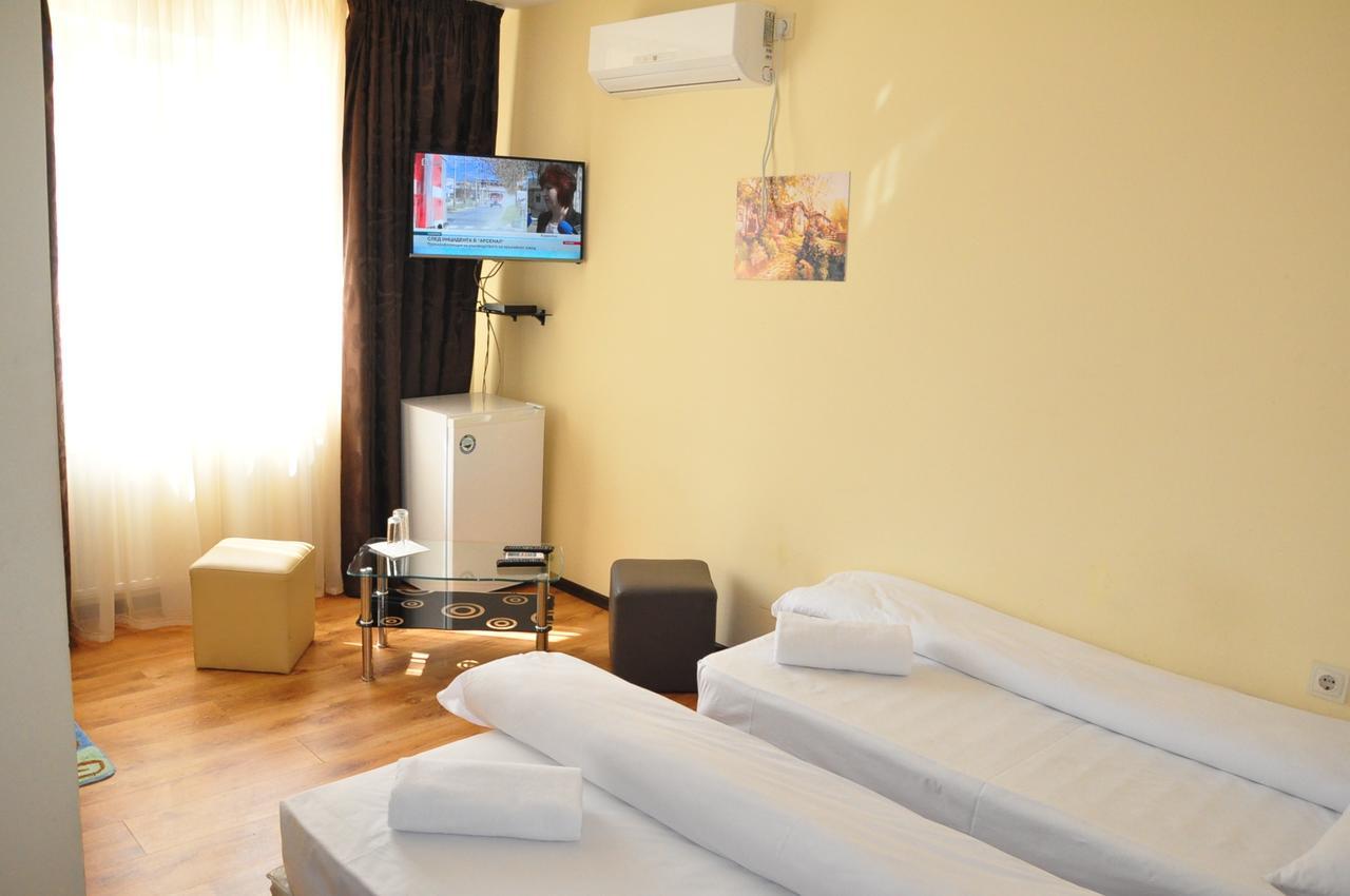 Guest Rooms Simona Opanets ภายนอก รูปภาพ