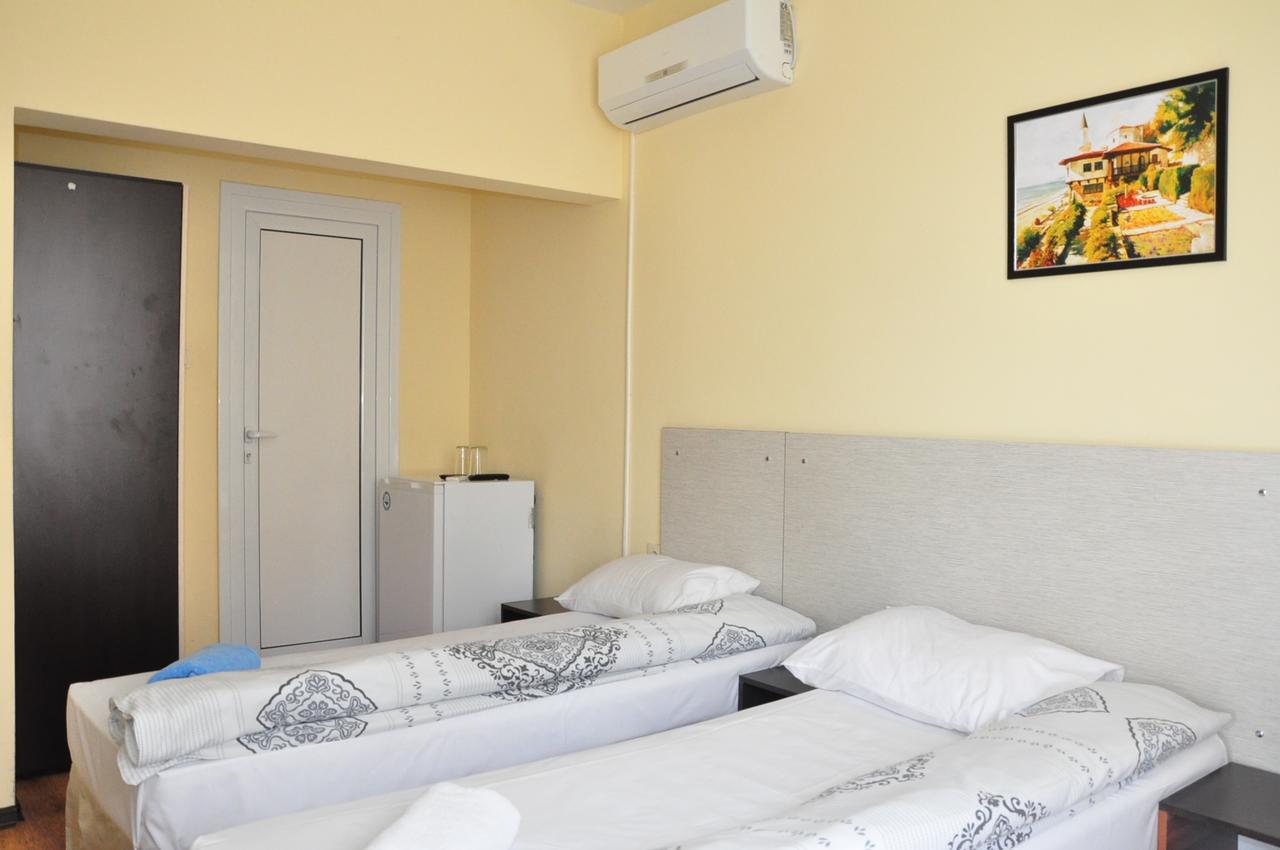 Guest Rooms Simona Opanets ภายนอก รูปภาพ
