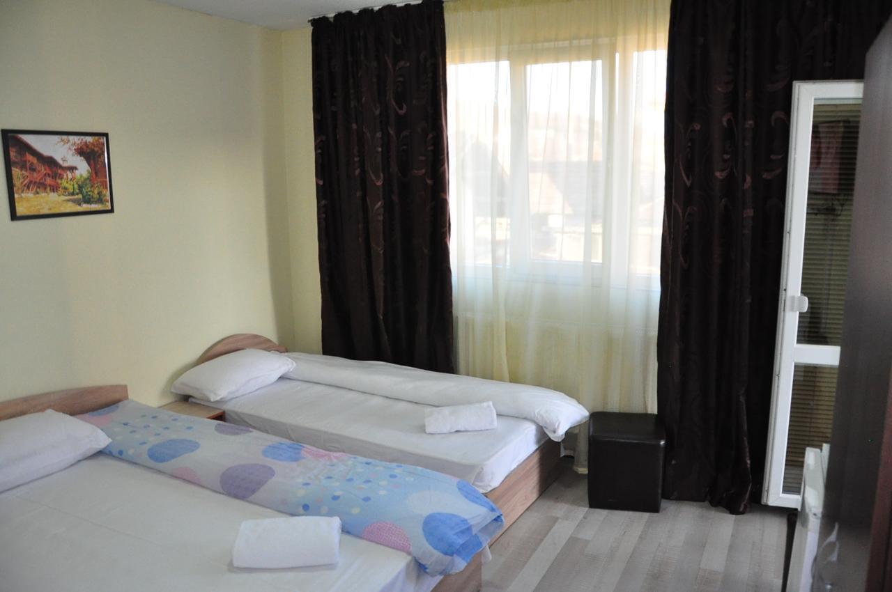 Guest Rooms Simona Opanets ภายนอก รูปภาพ