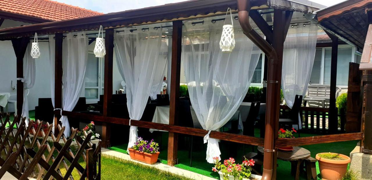 Guest Rooms Simona Opanets ภายนอก รูปภาพ