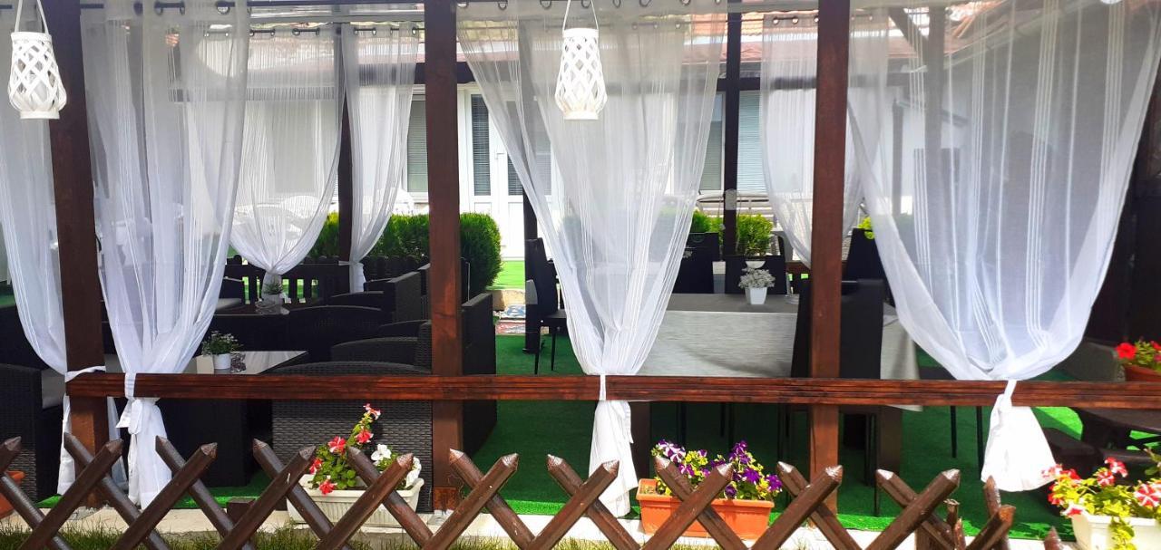 Guest Rooms Simona Opanets ภายนอก รูปภาพ